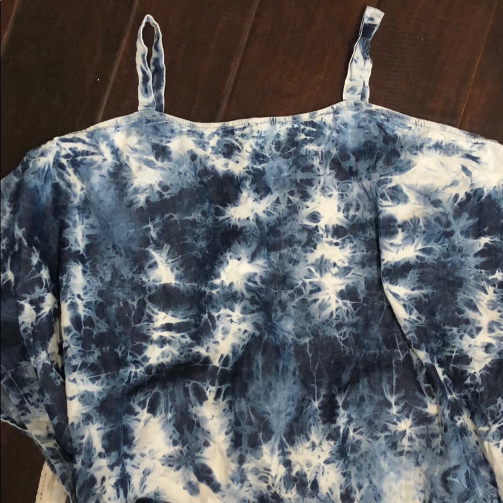 🔵⚪️ Denim Tye dye cropped top ⚪️🔵 - Picture 2 of 7